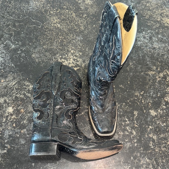 Black Western Heeled Boots - Picture 1 of 5